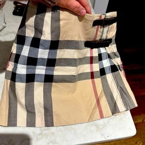 Girls cotton Burberry skirt size 6